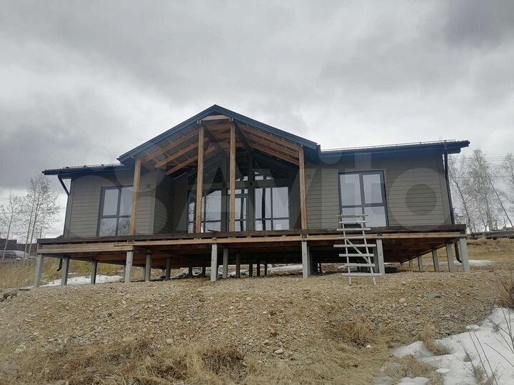 Дом 157 м² на участке 8,9 сот.