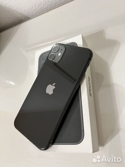 iPhone 11, 64 ГБ