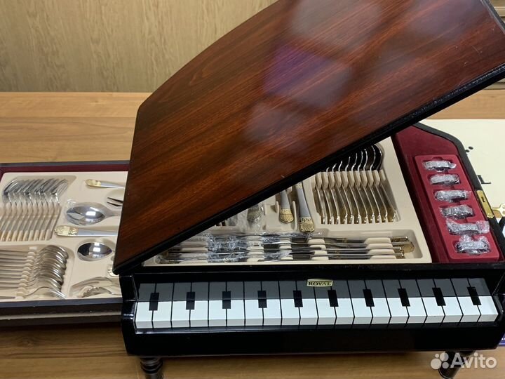 Набор столовых приборов royal