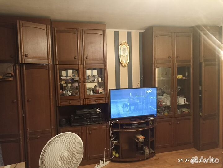 Стенка в гостиную бу
