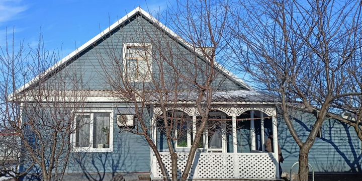 Дом 100 м² на участке 10 сот.