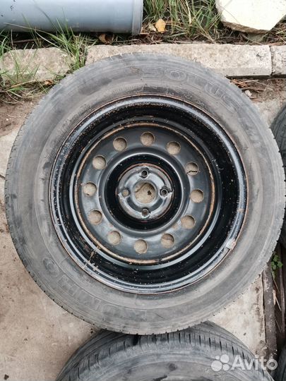 Kumho Solus KH17 185/90 R15