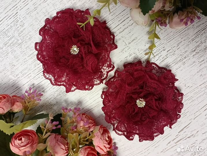 Нарядные кружевные банты