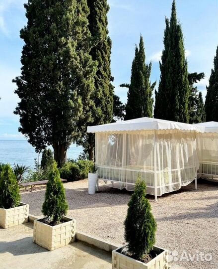 Вазон, клумба для цветов, ограничитель парковки