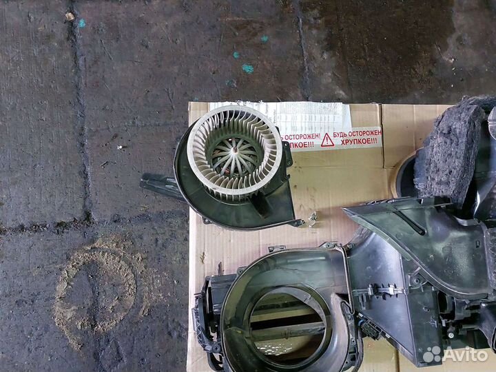 Моторчик отопителя печки Поло рестайл 2016