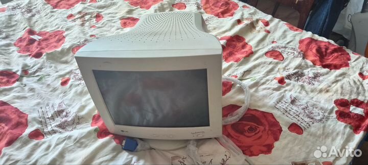 Монитор LG studiworks