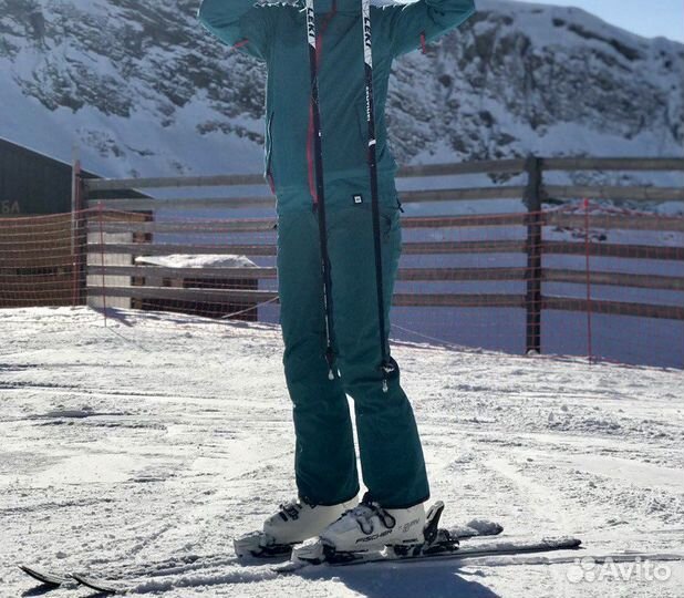 Куртка горнолыжная женская S