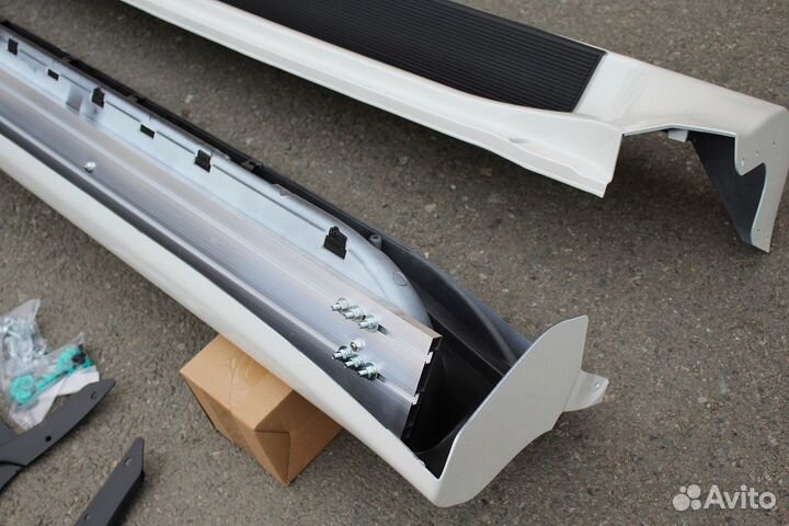 Prado 150 Пороги Металл внешние штатные A7ML7