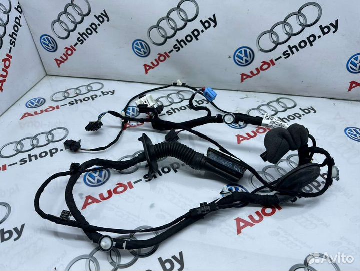 Проводка двери передней левой Audi Q3 2 2022 83A97