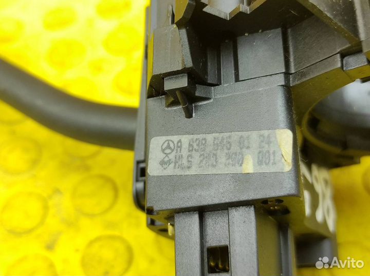 Переключатель подрулевой левый Mercedes-Benz W639