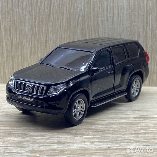 Модель Автомобиля Toyota Land Cruiser Prado 150