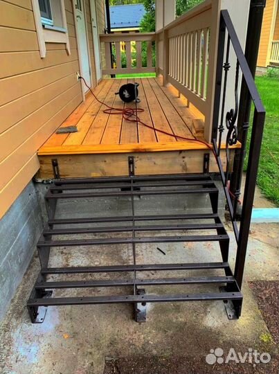 Лестница уличная