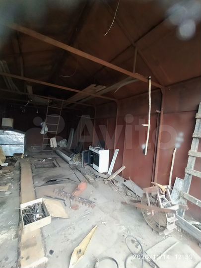 Гараж, > 30 м²