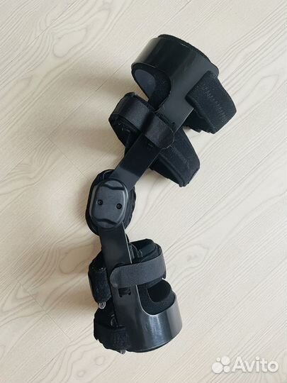 Ортез коленный левый Fosta FS 1210 размер М