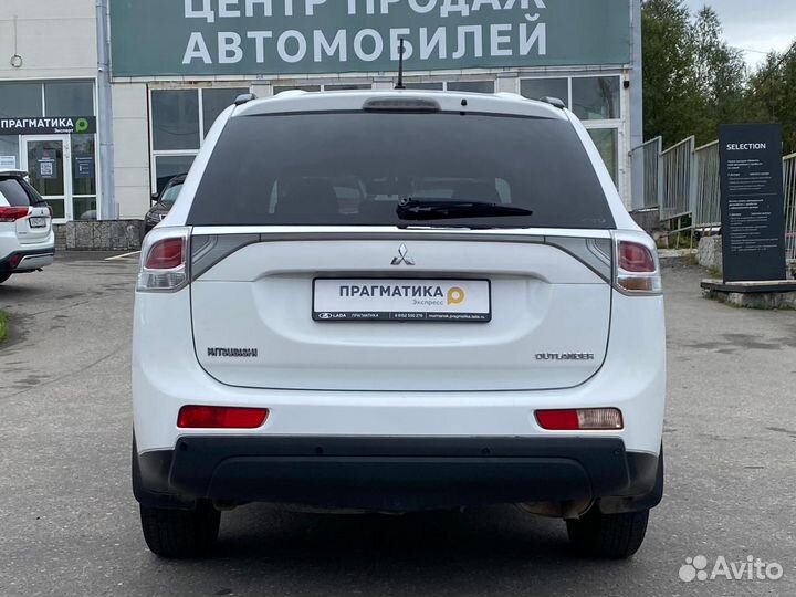 Mitsubishi Outlander 2.4 CVT, 2013, 184 502 км