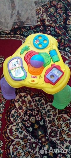 Развивающий столик fisher price
