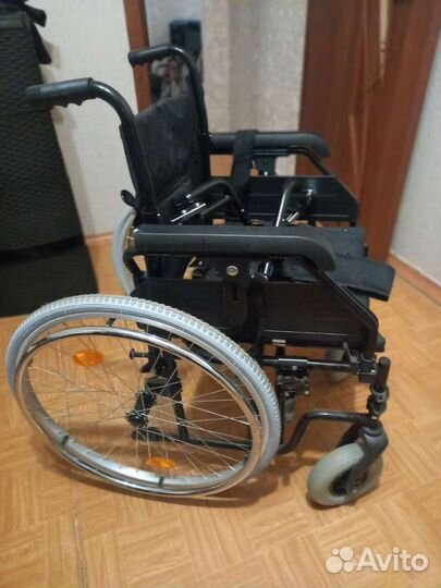Инвалидная коляска новая