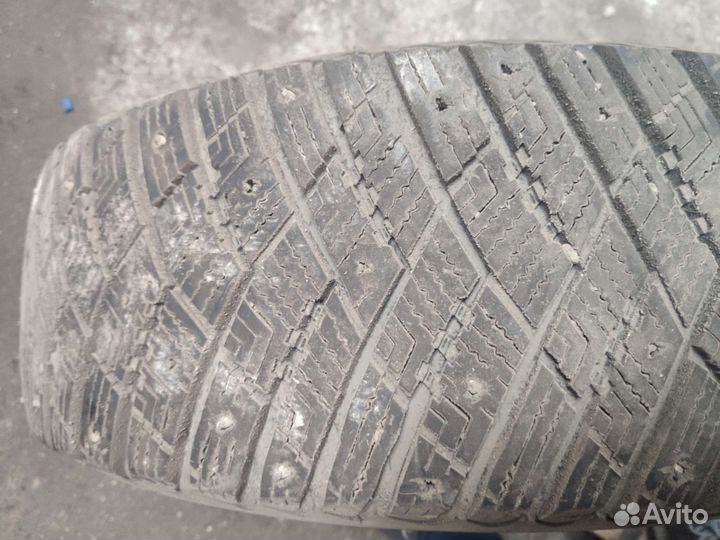Goodyear Ultragrip Ice Arctic 225/65 R17