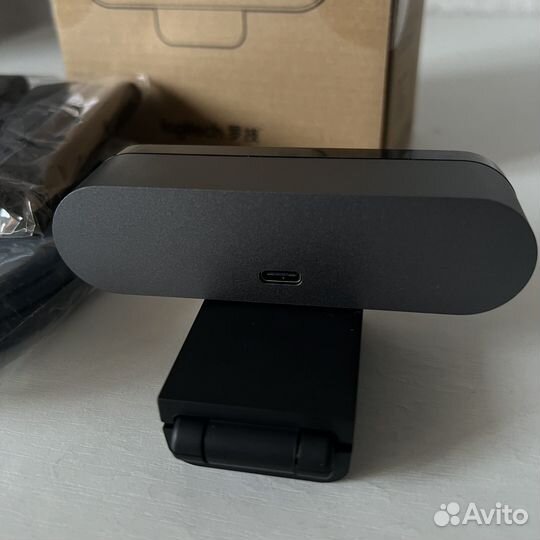Веб камера Logitech brio один день пользования