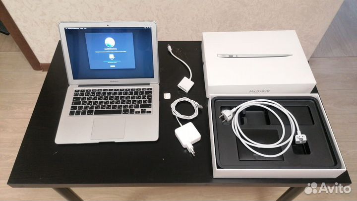 MacBook Air 13 2017 79 циклов
