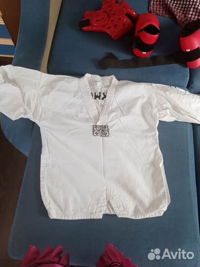 Продам обмундирование для таэквандо