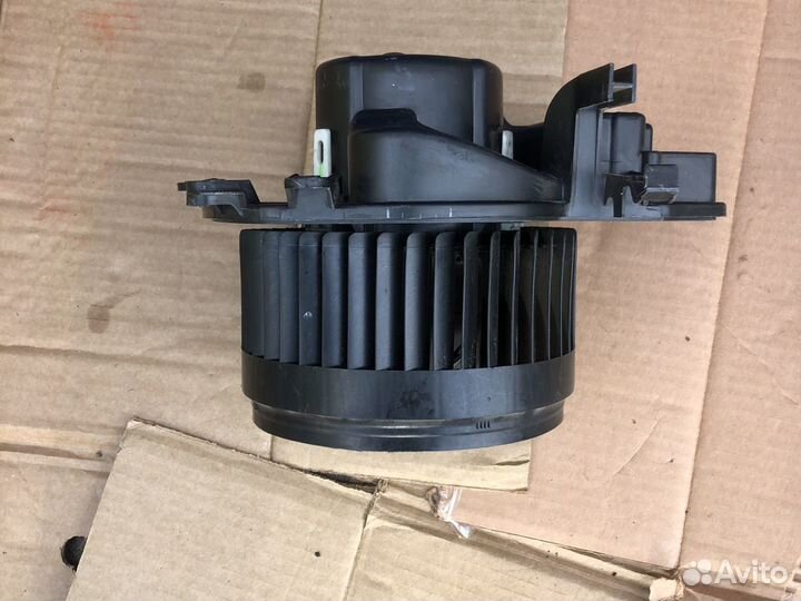 Моторчик печки Mercedes W 203 с203