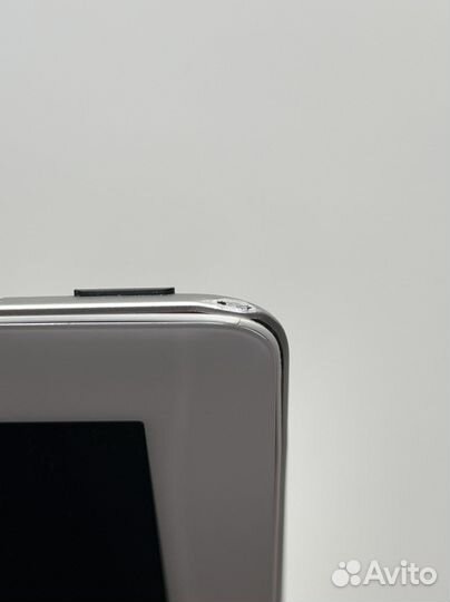 iPad 3 64gb (Wi-Fi + Cellular)