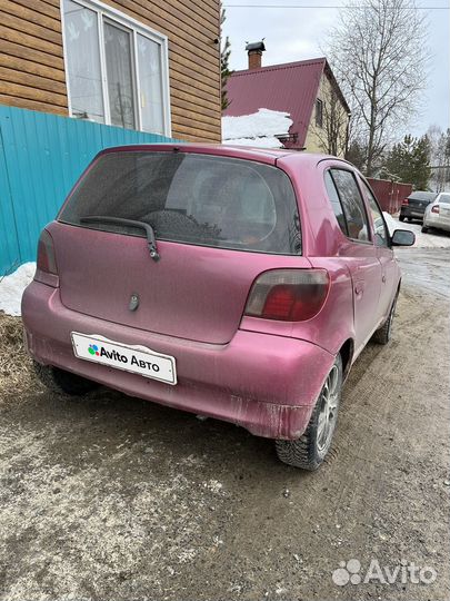 Toyota Vitz 1.0 AT, 2000, 300 000 км