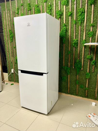 Холодильник indesit no frost