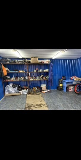 Гараж, > 30 м²