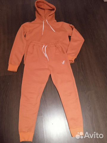 Спортивный костюм женский