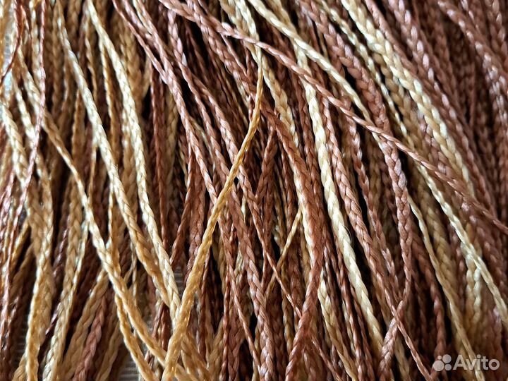 Отдам за шоколадку косички