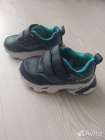 Кроссовки для мальчика