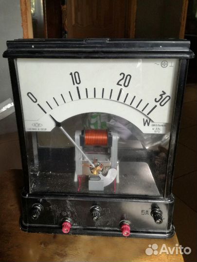 Вольтметр стрелочный СССР