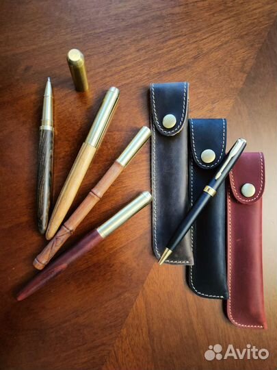 Ручка шариковая подарочная