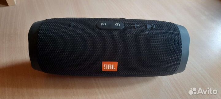 Колонка jbl charge 3