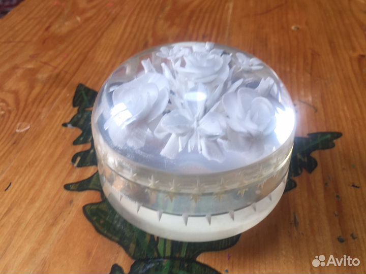 Шкатулка СССР (пудренница)