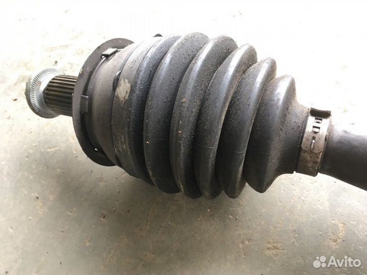 Привод передний левый Mercedes-Benz B-Class W246