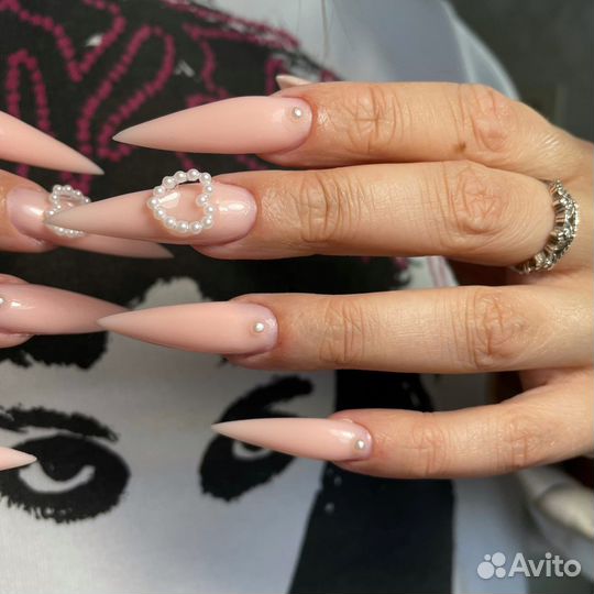 Мастер маникюра