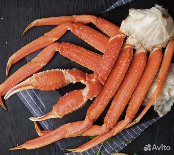 Крабы дальневосточные и морепродукты
