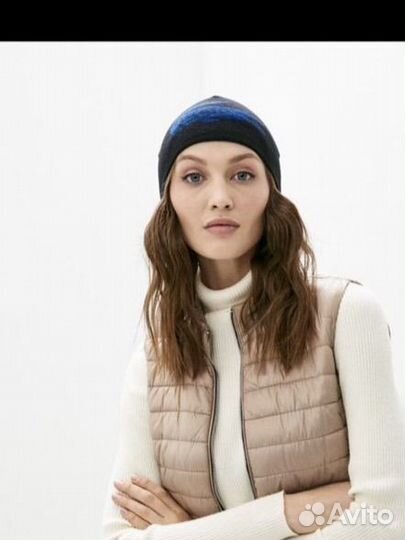 Шапка Lacoste / Escada