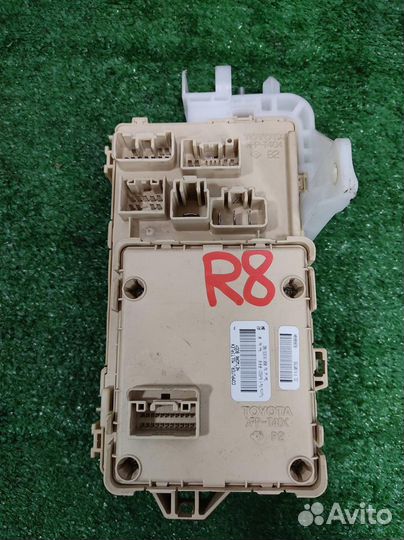 Блок предохранителей салонный Toyota Corolla Vers
