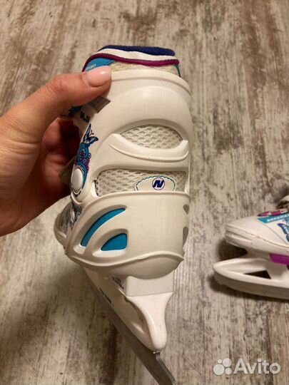 Коньки детские р-р 26-30