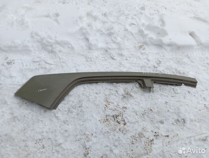 Боковина верхняя левая Toyota Auris