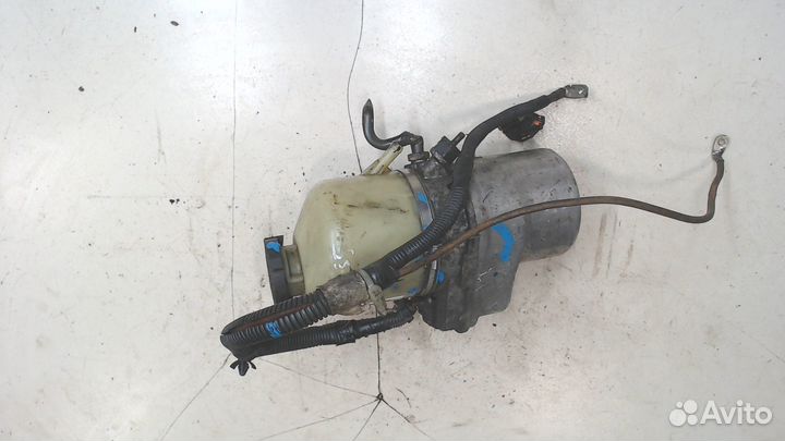 Насос усилителя руля Opel Zafira B