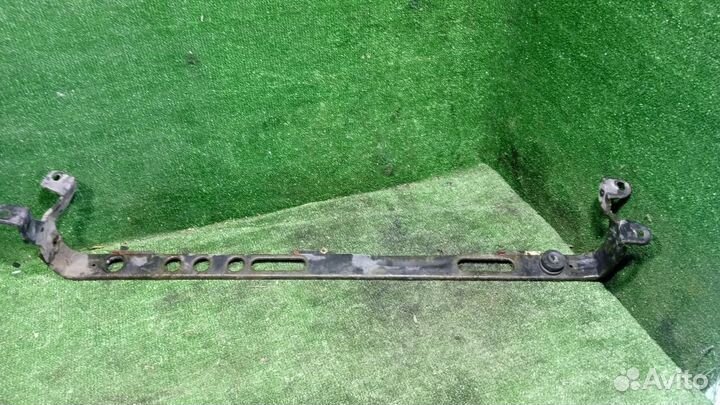 Панель крепления радиатора ford focus 2 нижняя