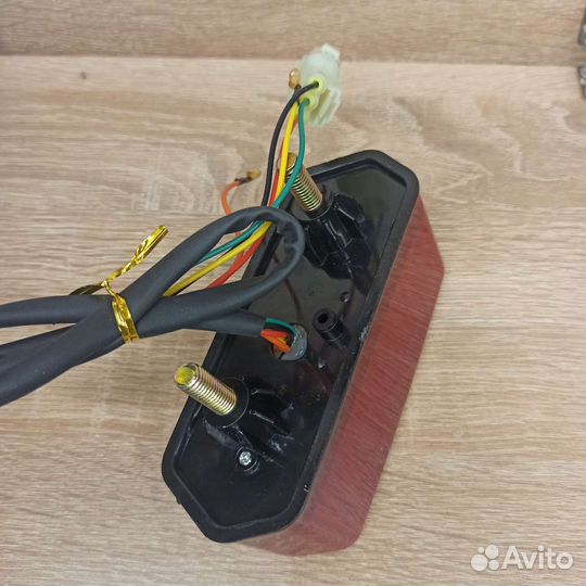 Стоп сигнал с поворотниками