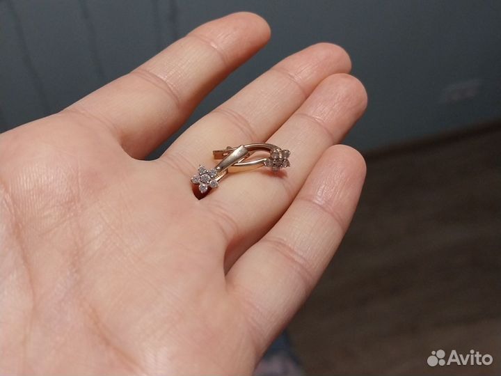 Новые золотые серьги