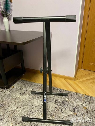 Стойка для клавишных Quik Lok T10 BK
