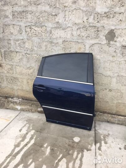 Фольксваген Пассат Б5+ Задняя правая дверь